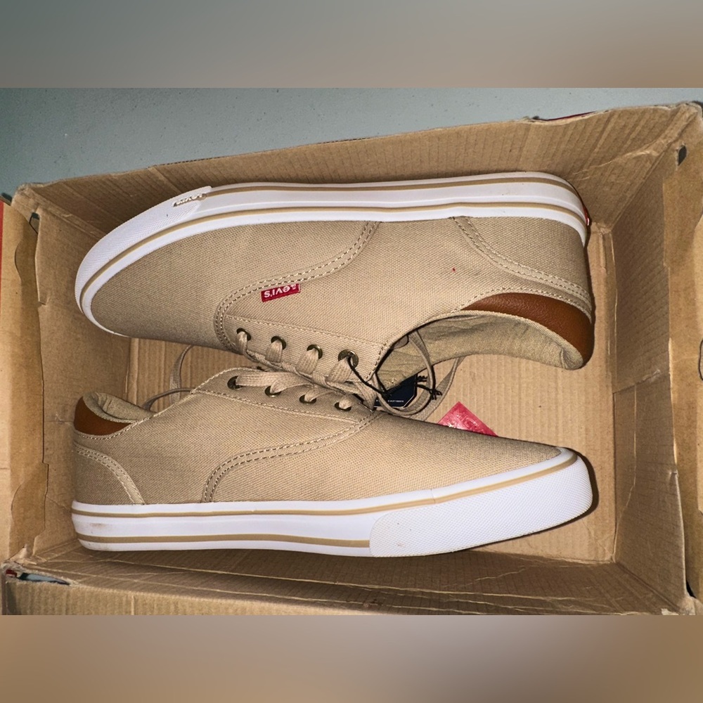Levi’s Men's Ethan CT Canvas II Khaki Sneakers